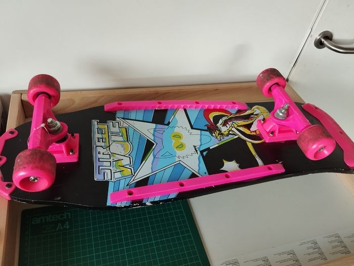 Brand New Vintage Skateboards - 80s/90s Classics for Sale