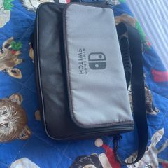 Nintendo Switch everywhere messenger bag