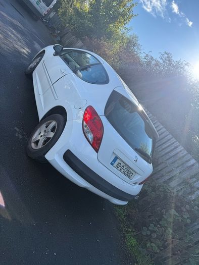 2010 Peugeot 207