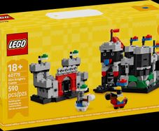 Lego GWP Mini Knights Castle Set No 40775