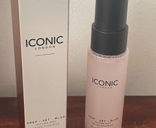 Iconic setting spray