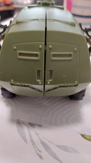 Transformer / toy / bulkhead
