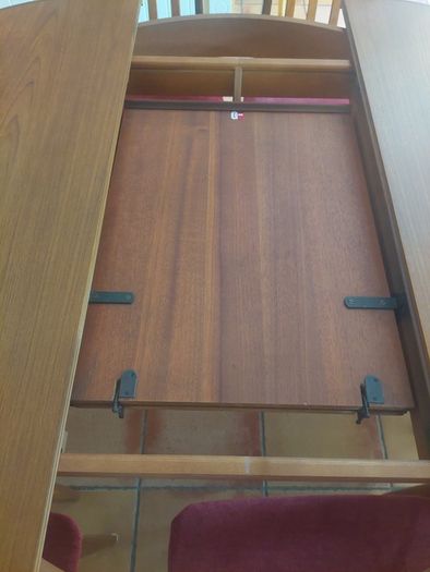 Mid Century G Plan Table and 6 Chairs