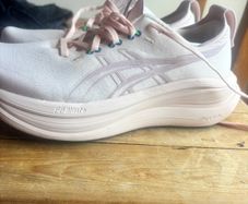 Asics Gel Nimbus 28