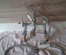 Mixer taps for bath