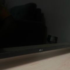 LG 43" Smart Full HD TV - Excellent Condition