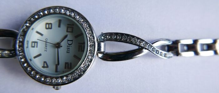Women's Watch Disu Women's Watch Bracelet Girl Watch Watch (fresh battery)