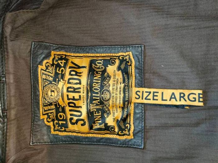 Men's Vintage Style Superdry leather jacket  Size L