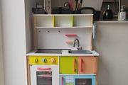 Play kitchen