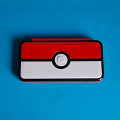 New 2DS XL Nintendo Pokemon Edition