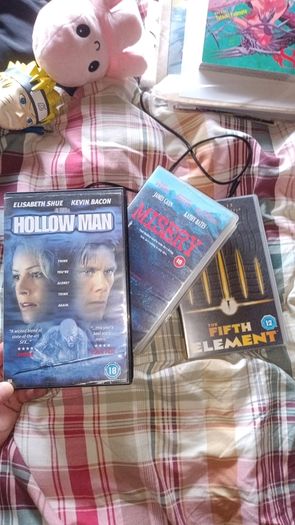 4 VHS tapes