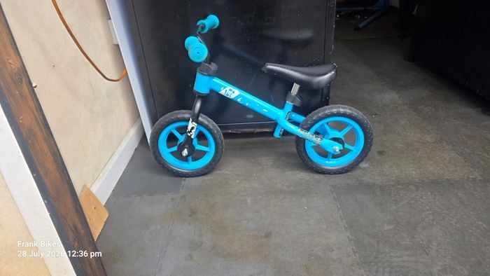 Kids Balance Bike   Good Condition