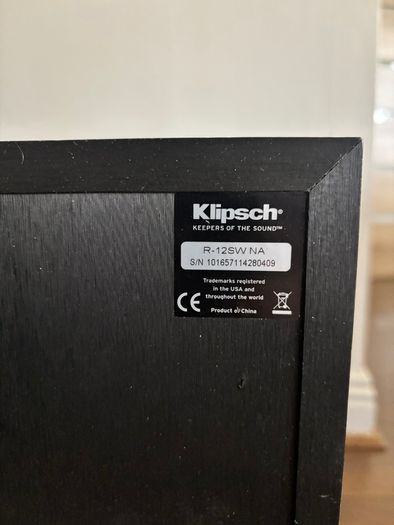 Klipsch R-12sw subwoofer