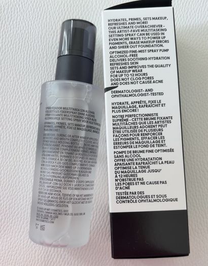 MAC fix+ alcohol free multi tasking setting spray 100ml