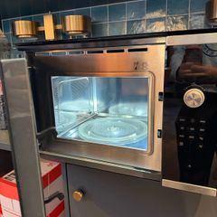 6 X Bosch 25L Built-In Microwave
