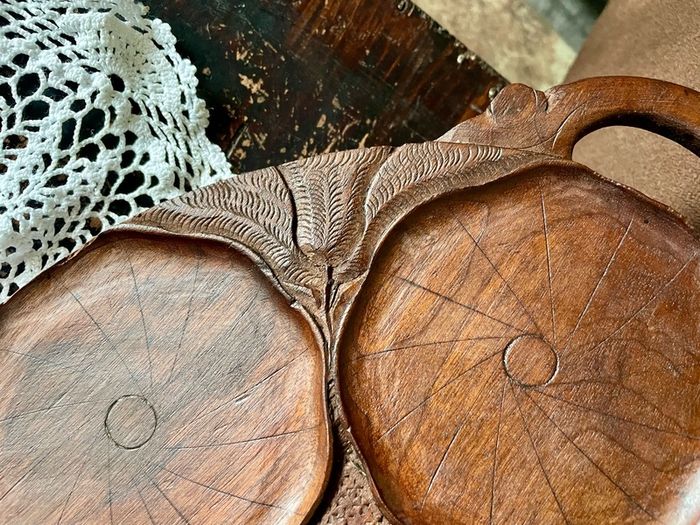 Superb Art Nouveau Style Vintage Handcarved Tray with Lilypad Design