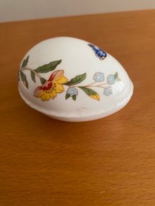 Aynsley cottage garden egg shaped trinket box