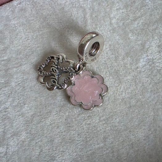 Pandora  various charms available 22e each charm in great condition