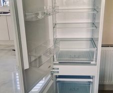 PowerPoint Built In Fridge Freezer