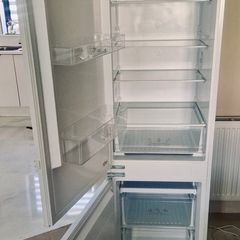 PowerPoint Built In Fridge Freezer