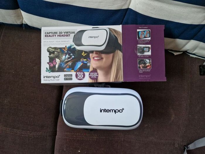 3D headset for phone