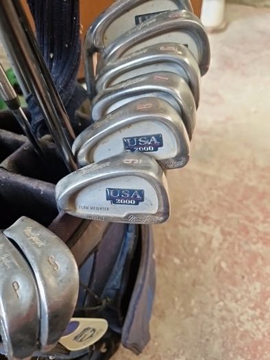 Set of golf clubs, Left-hand,