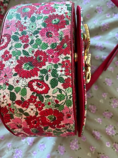 Kate Widson Floral Crossbody Bag with Gold Bow Clasp