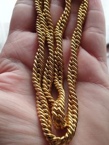 Vintage chunky gold tone chain.