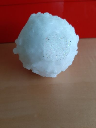 2026 Sparkle snowball candle