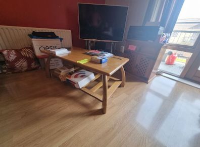 Solid Oak Coffee Table Excellent Condition