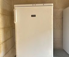 BECO fridge. ZANUSSI freezer
