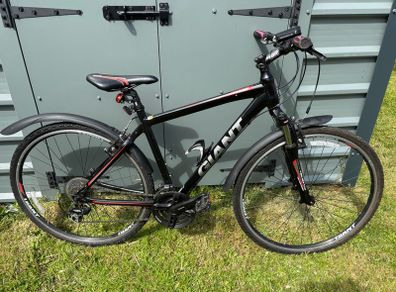 Giant Roam 2 Hybrid Bike - Size M - Ready to Ride