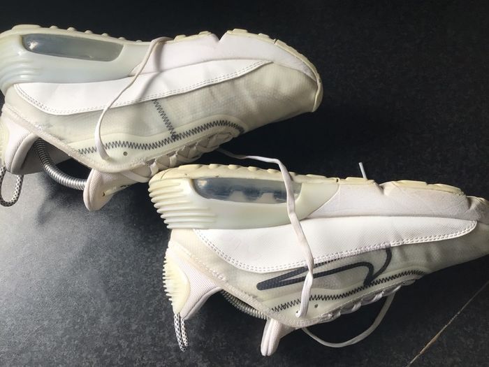 Nike 2090 Triple White Size 9 Mens