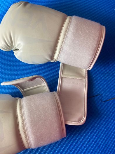 Venum Elite Boxing Gloves - White