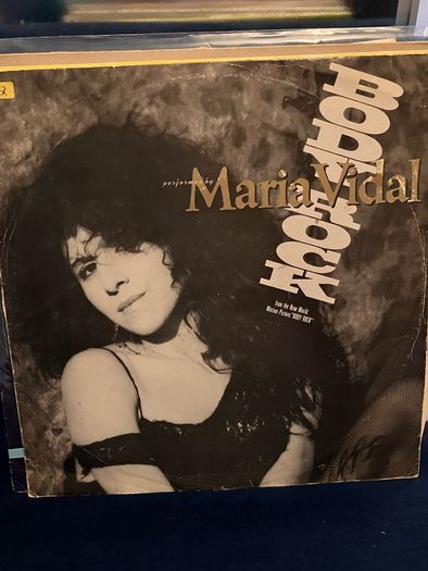 Mixed Batch of Vinyl Singles (33 Records)