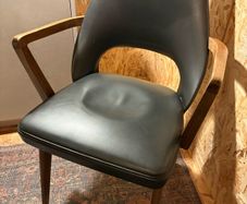 Mid century / vintage chair