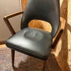 Mid century / vintage chair