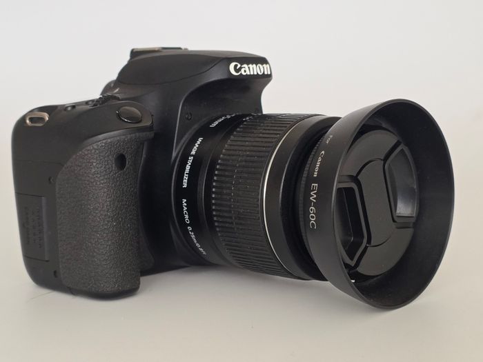 Canon EOS 77D + EF-S 18-55mm IS II | Excellent Condition