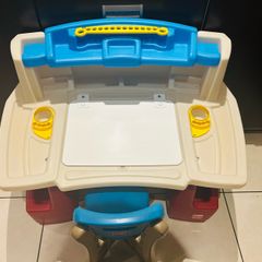 Art activity desk deluxe
