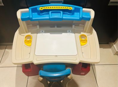 Art activity desk deluxe