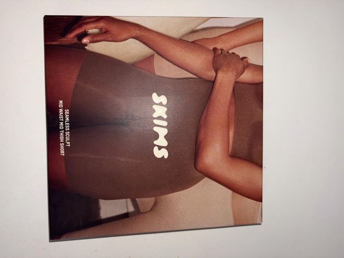 Skims shape wear