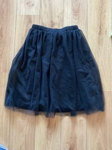 Beautiful Boohoo skirt with lining size 12