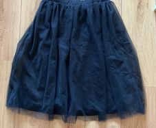 Beautiful Boohoo skirt with lining size 12