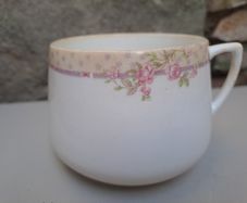 Vintage pink roses cup