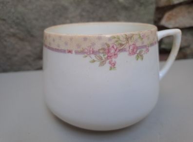 Vintage pink roses cup
