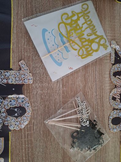 Birthday accessories
