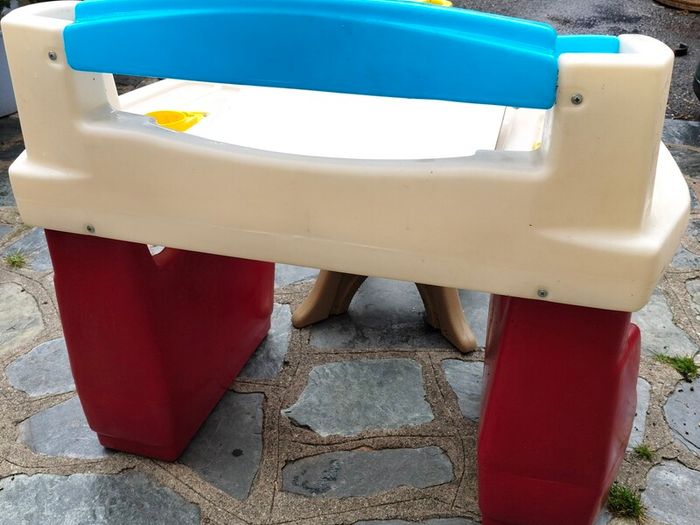 Step2 Deluxe Art Master Desk, a popular plastic children's activity workstation.