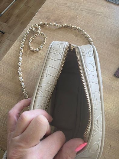 hand bag