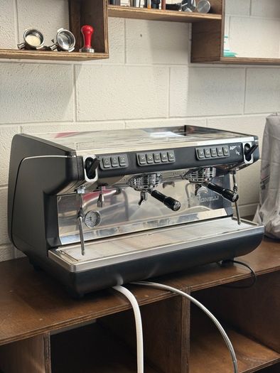 Nuova Simonelli Appia II 2 Group Commercial Coffee Espresso Machine