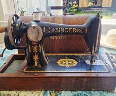 Singer sewing machine